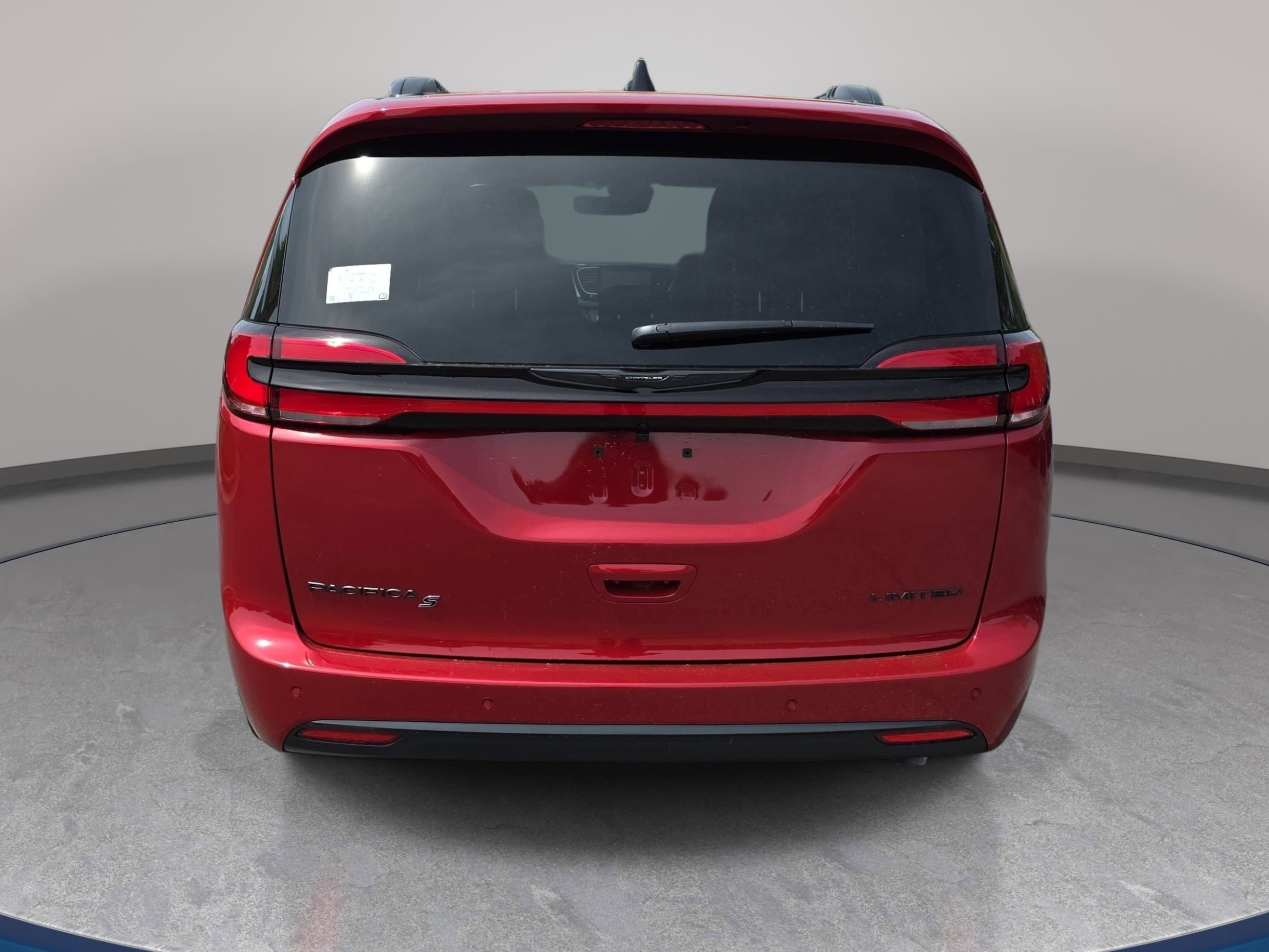 New 2026 Chrysler Pacifica Limited FWD image 6