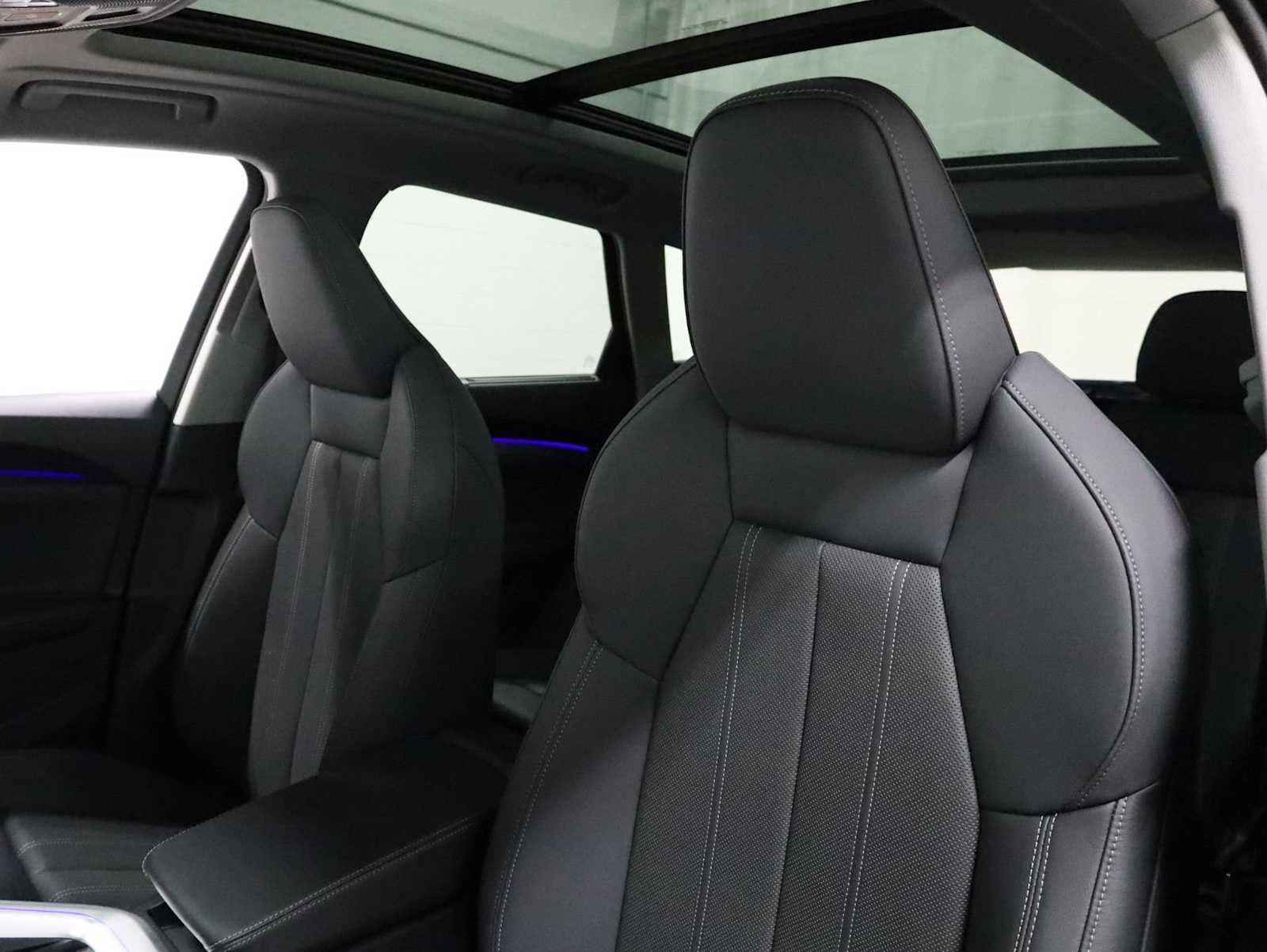Certified 2025 Audi Q5 Premium AWD/4WD image 18