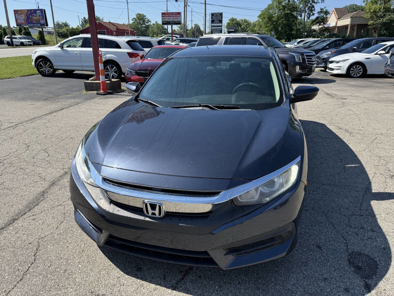 Used 2018 Honda Civic EX image 2