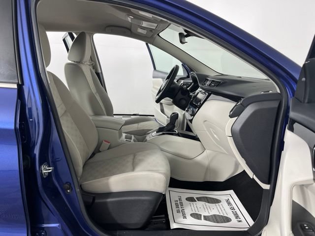 Used 2022 Nissan Rogue Sport SV FWD image 41