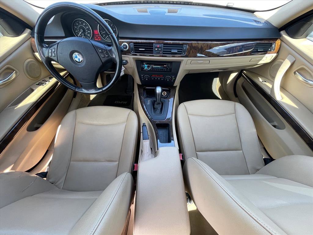 Used 2006 BMW 325i Sedan image 10