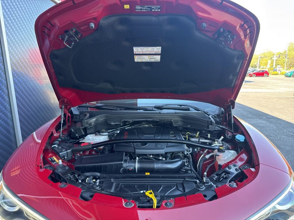 Used 2022 Alfa Romeo Stelvio Veloce image 64