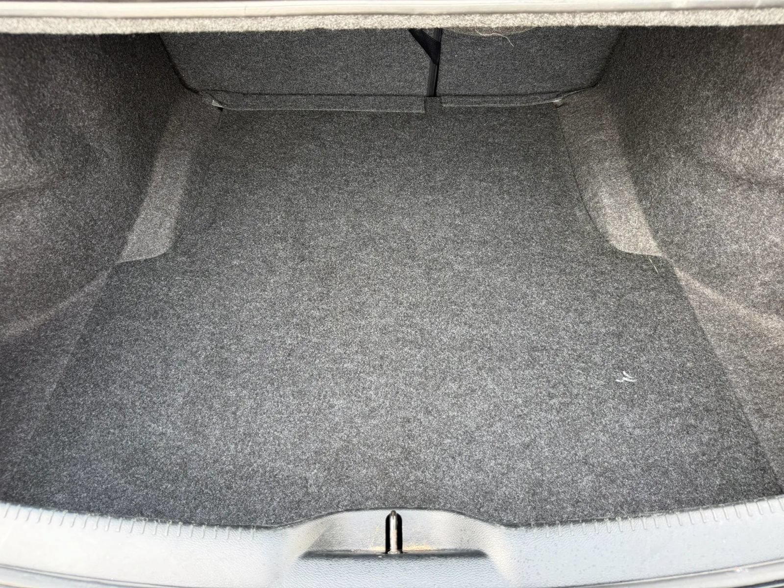 Used 2013 Chrysler 300 C RWD image 31