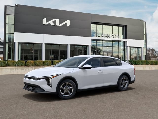 New 2026 Kia K4 FWD image 4