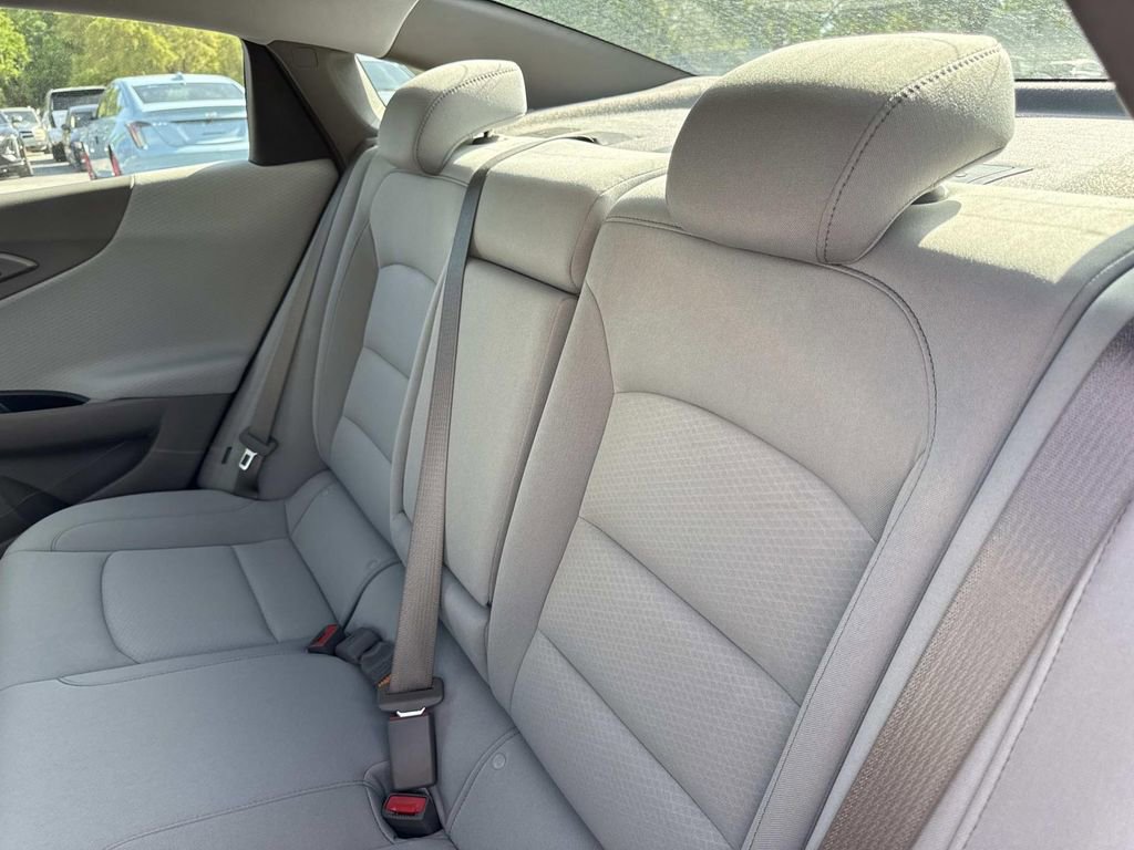 Used 2023 Chevrolet Malibu LT image 13
