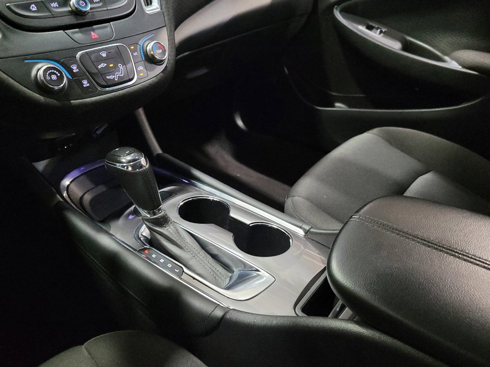 Used 2018 Chevrolet Malibu LT FWD image 26