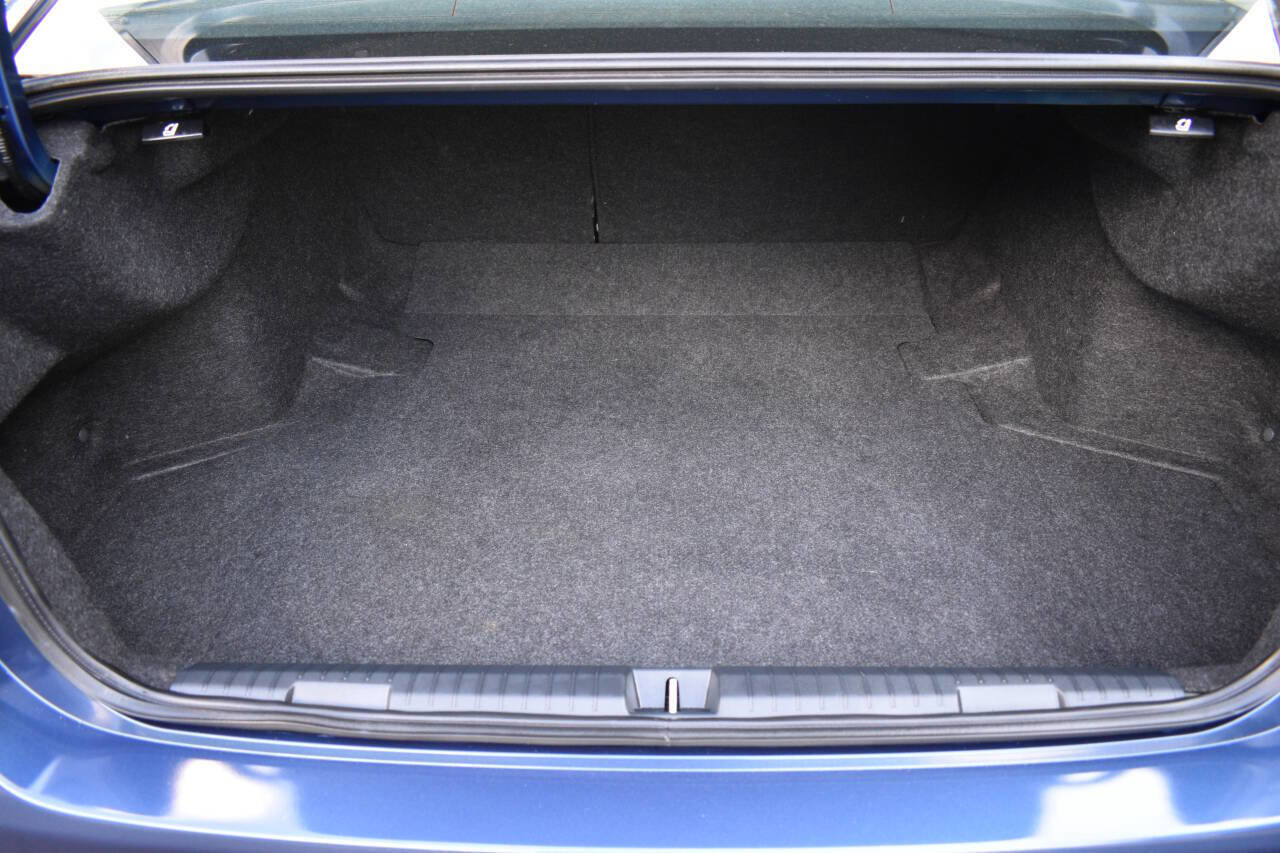 Used 2022 Subaru Legacy Premium image 10