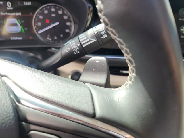 Used 2022 Buick Envision Avenir w/ Technology Package II image 39