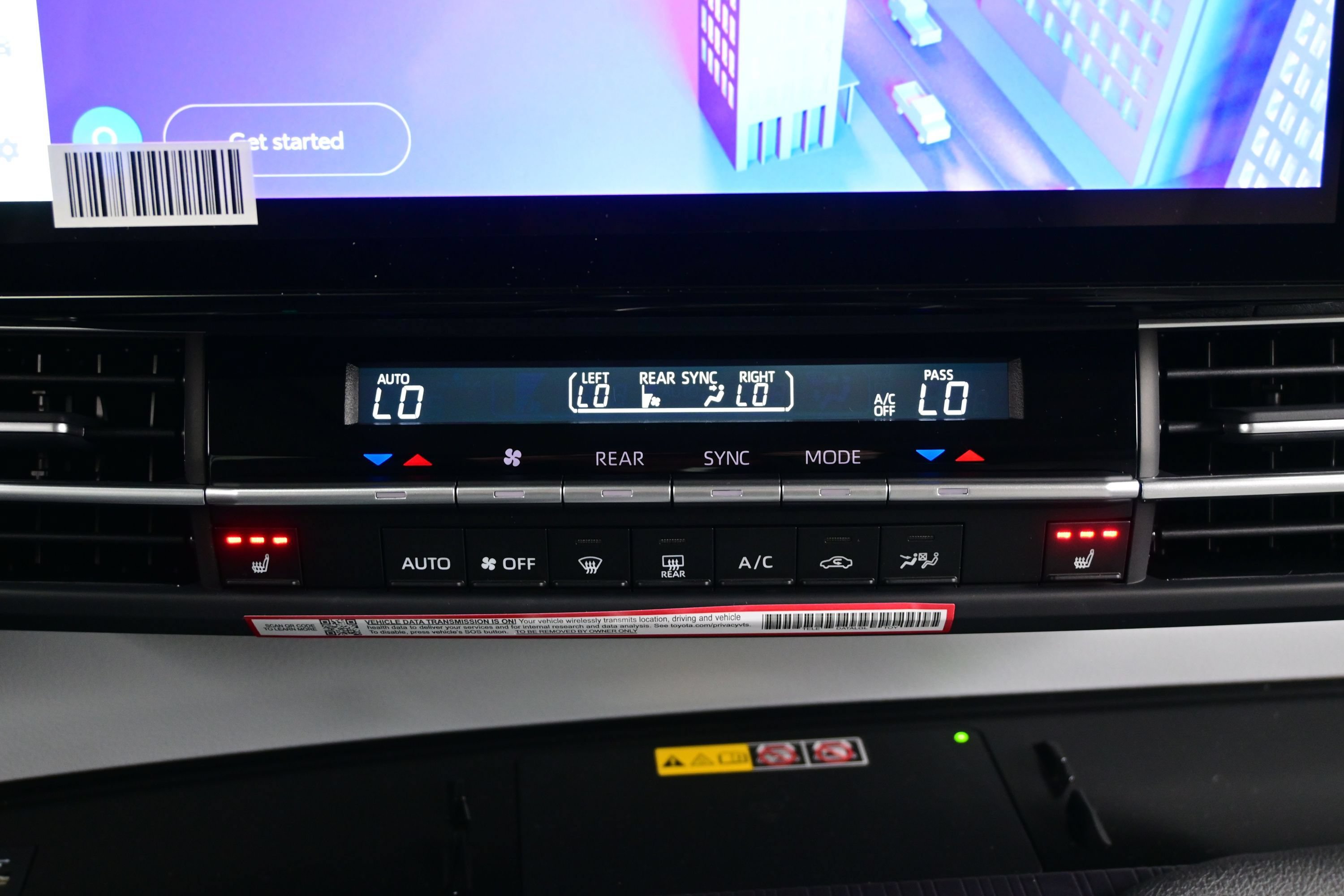 Used 2026 Toyota Sienna XLE FWD image 22