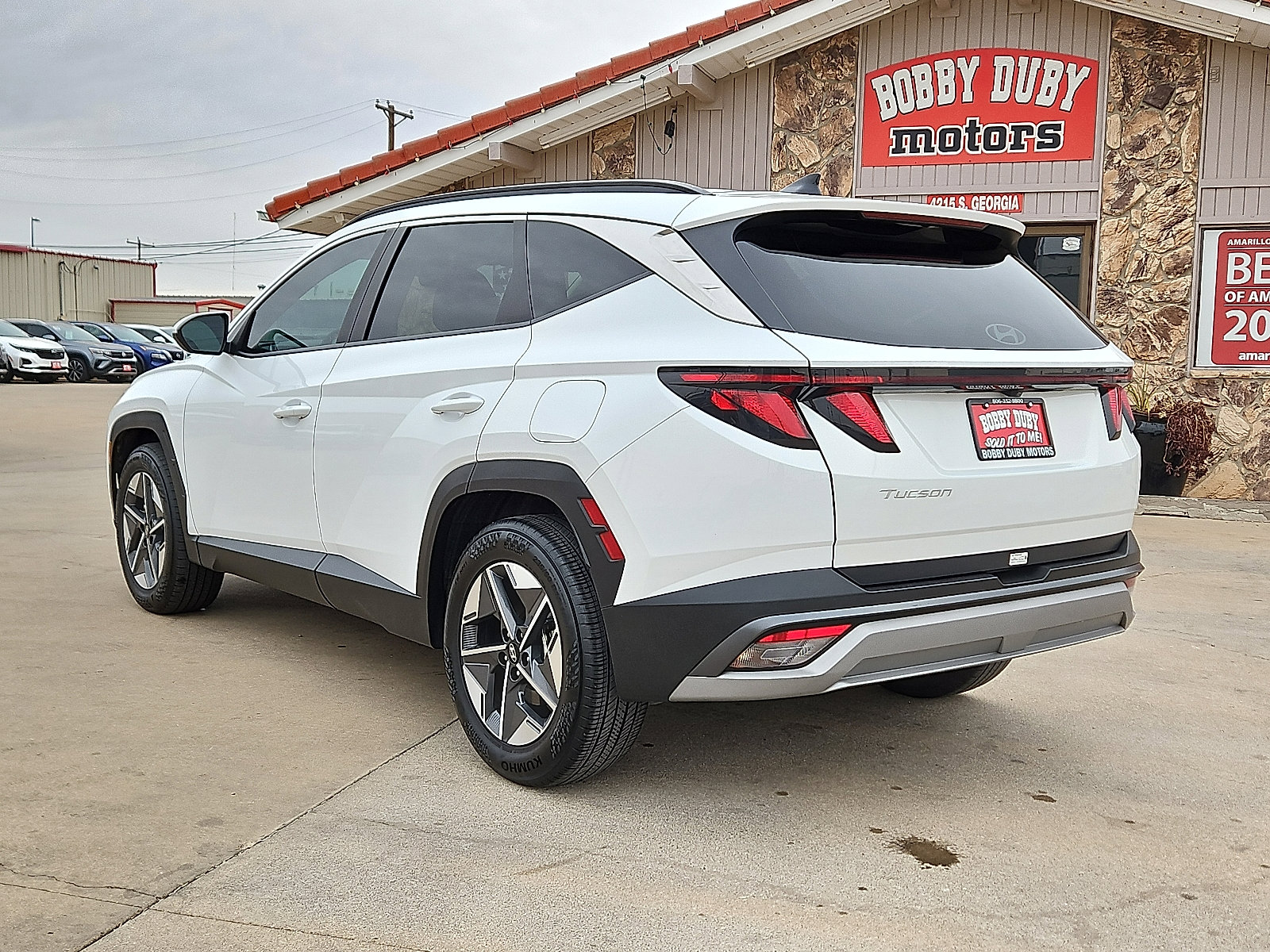 Used 2025 Hyundai Tucson SEL FWD image 2