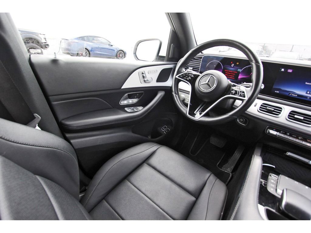 Used 2024 Mercedes-Benz GLE 450e 4MATIC image 8
