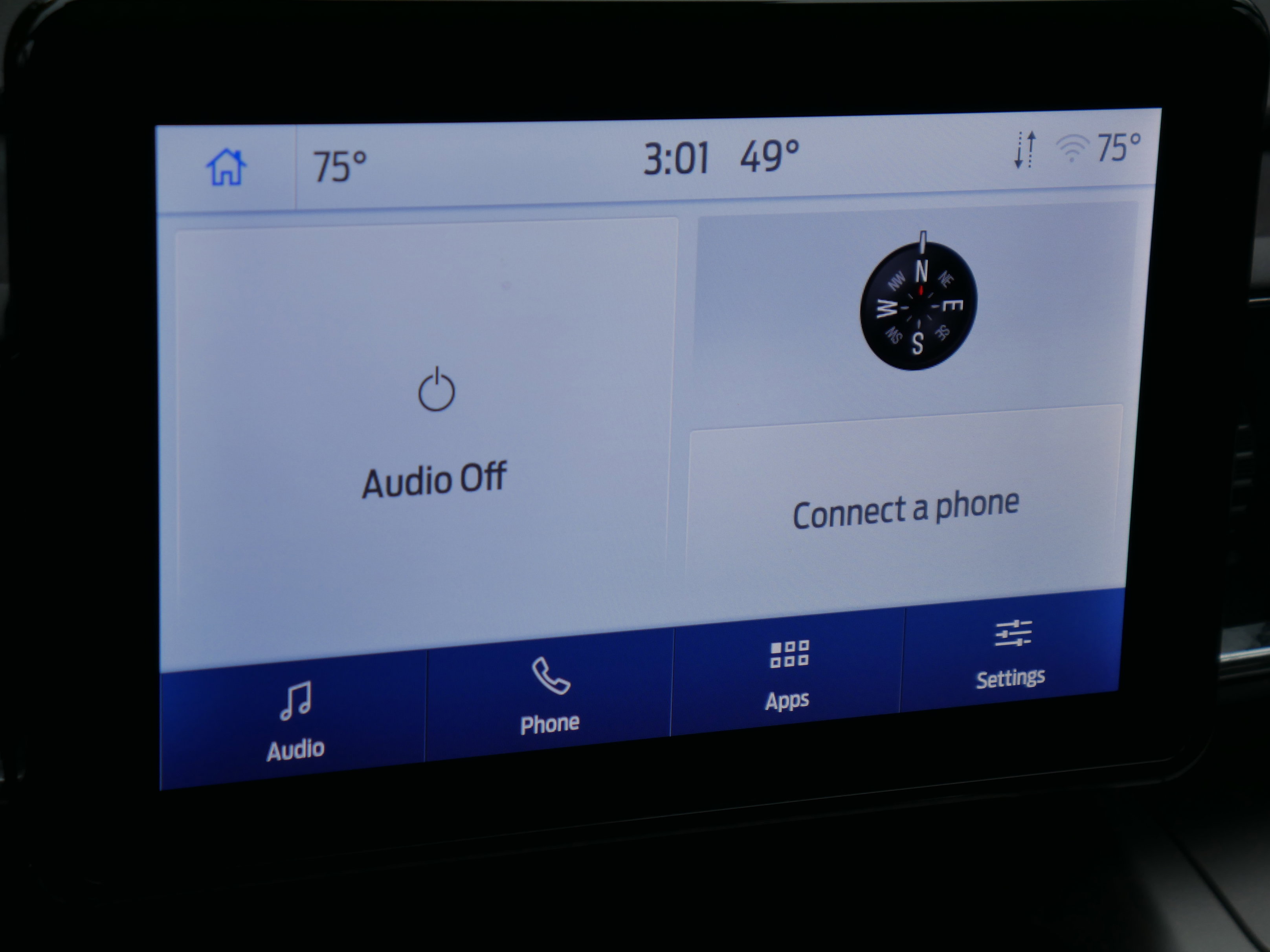 Certified 2024 Ford Explorer XLT w/ Equipment Group 202A image 10