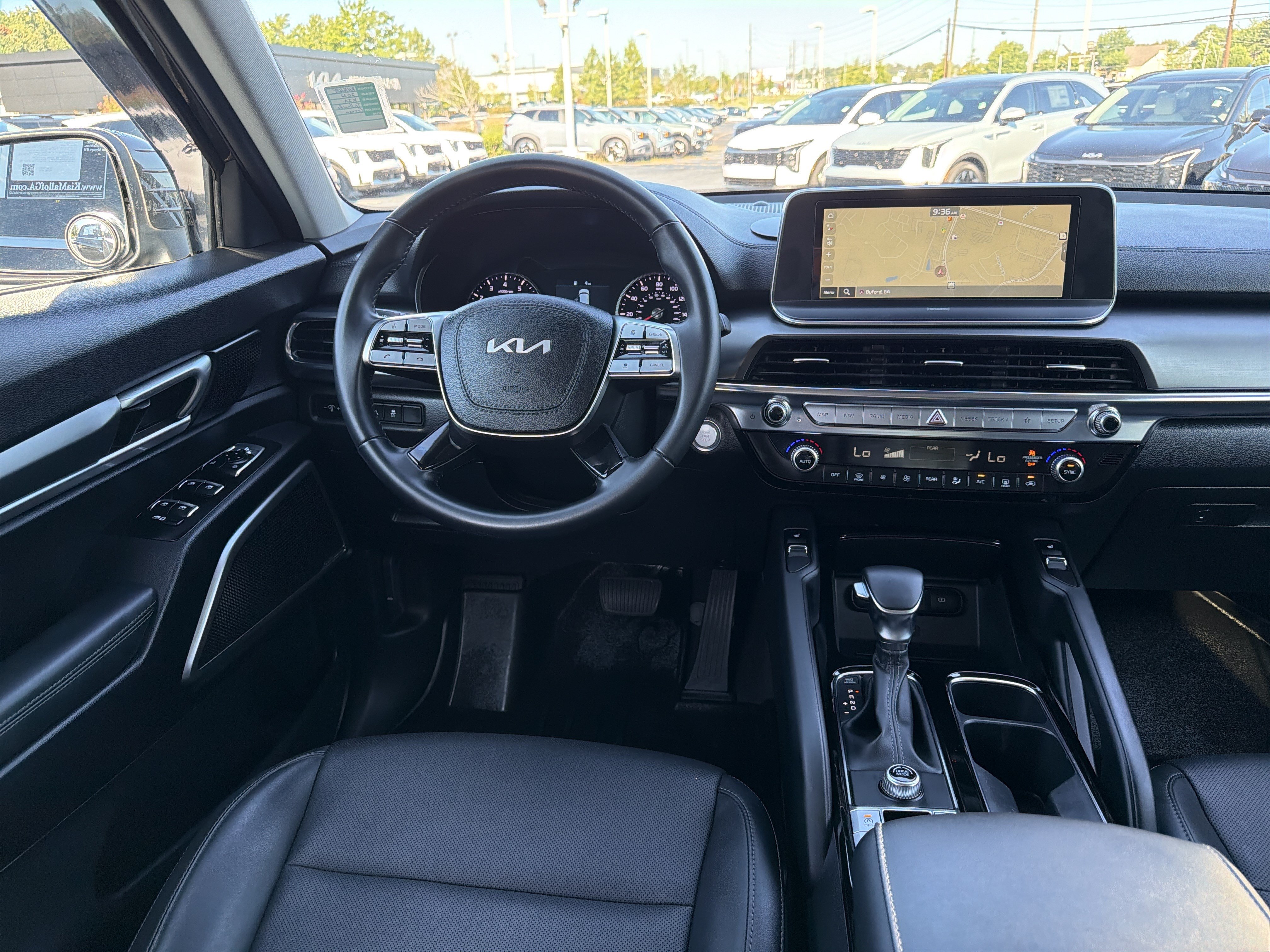 Used 2022 Kia Telluride S FWD image 3