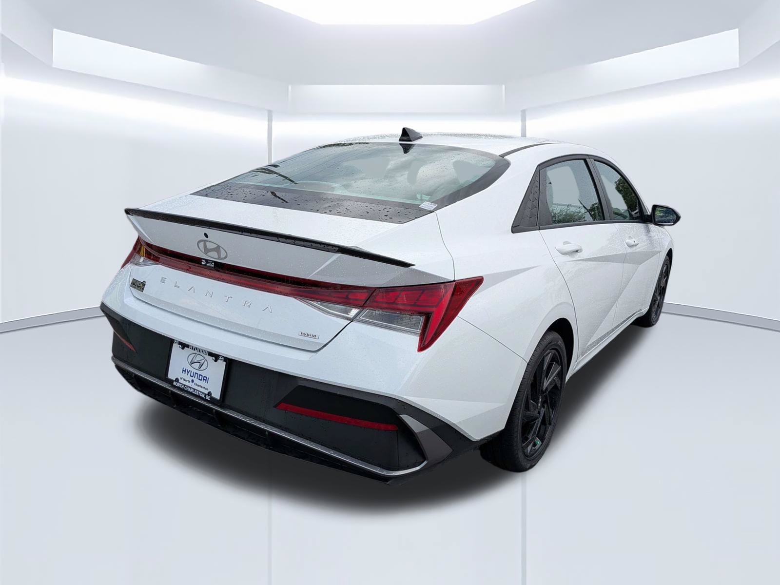 Certified 2026 Hyundai Elantra SEL FWD image 4