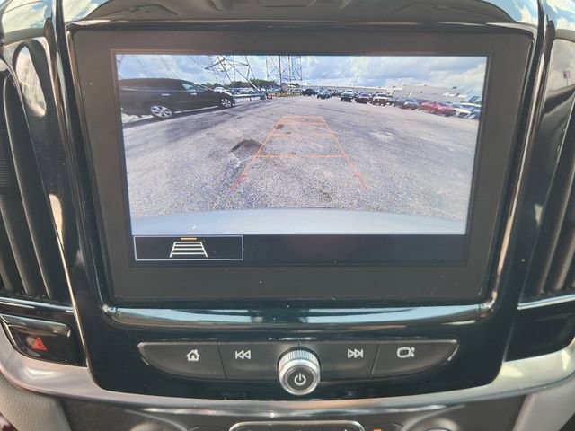 Used 2021 Chevrolet Traverse LT FWD image 17