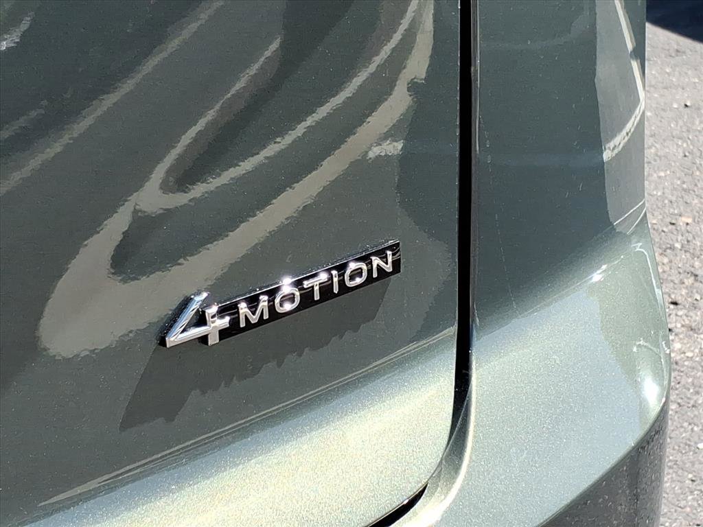 New 2026 Volkswagen Atlas Cross Sport SEL image 9