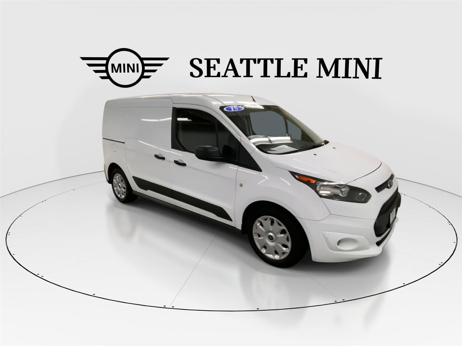 Used 2015 Ford Transit Connect XLT image 2