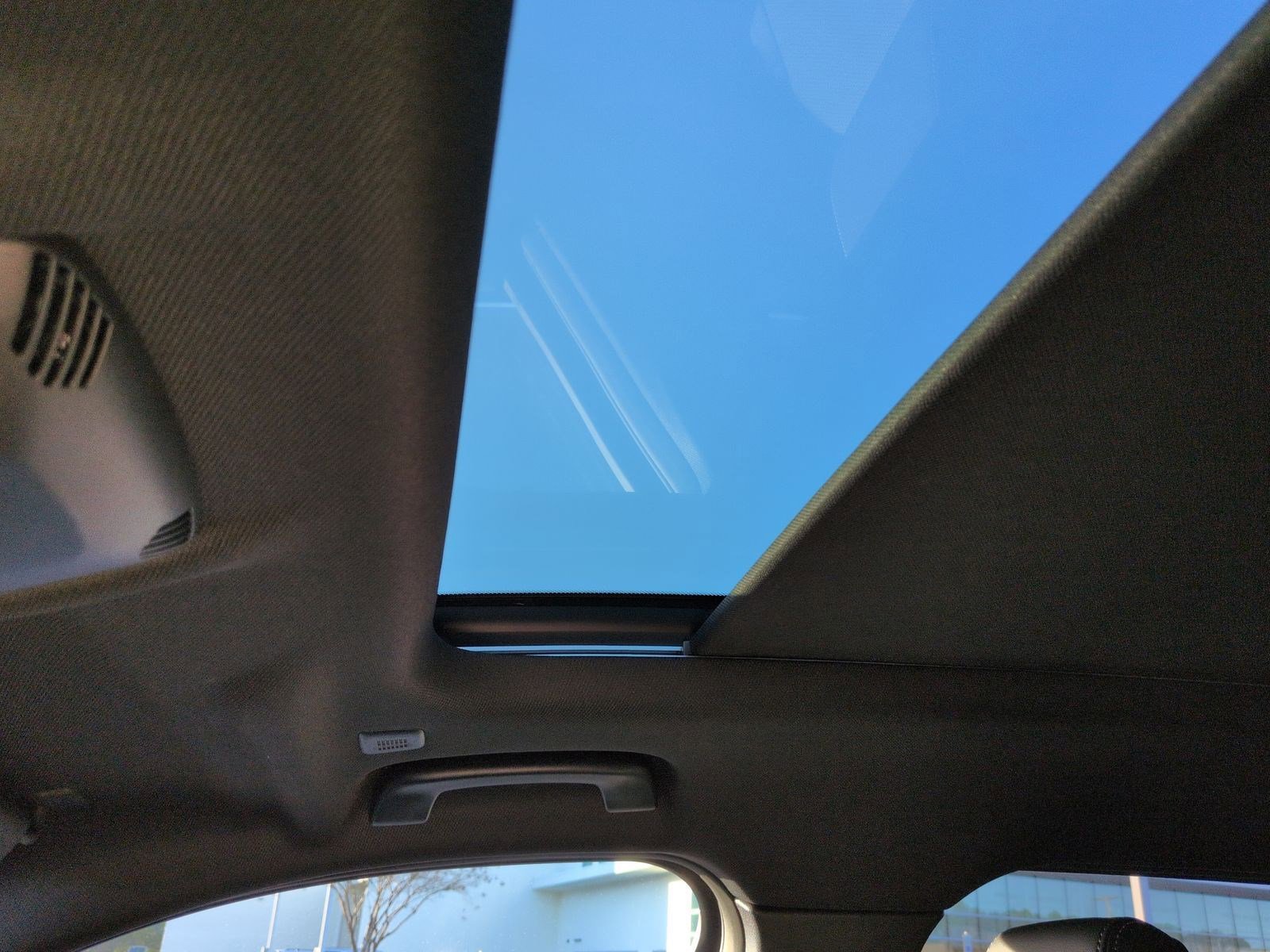 Used 2025 BMW X1 xDrive28i image 27