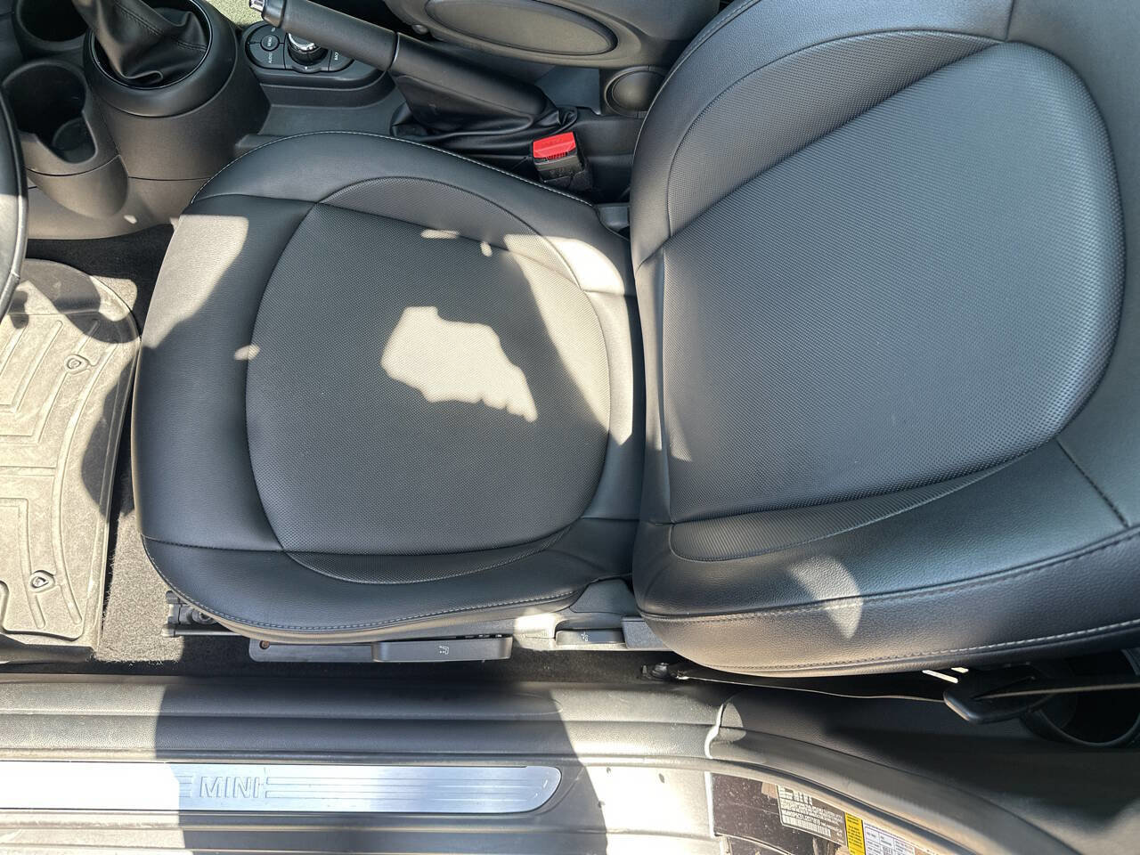 Used 2018 MINI Cooper 2-Door Hardtop FWD image 27