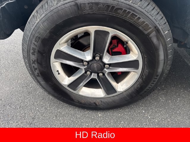 Used 2018 Jeep Wrangler Unlimited Sahara AWD/4WD image 10