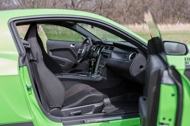 Used 2013 Ford Mustang Boss 302 w/ Boss 302 Accessory Pkg RWD image 25