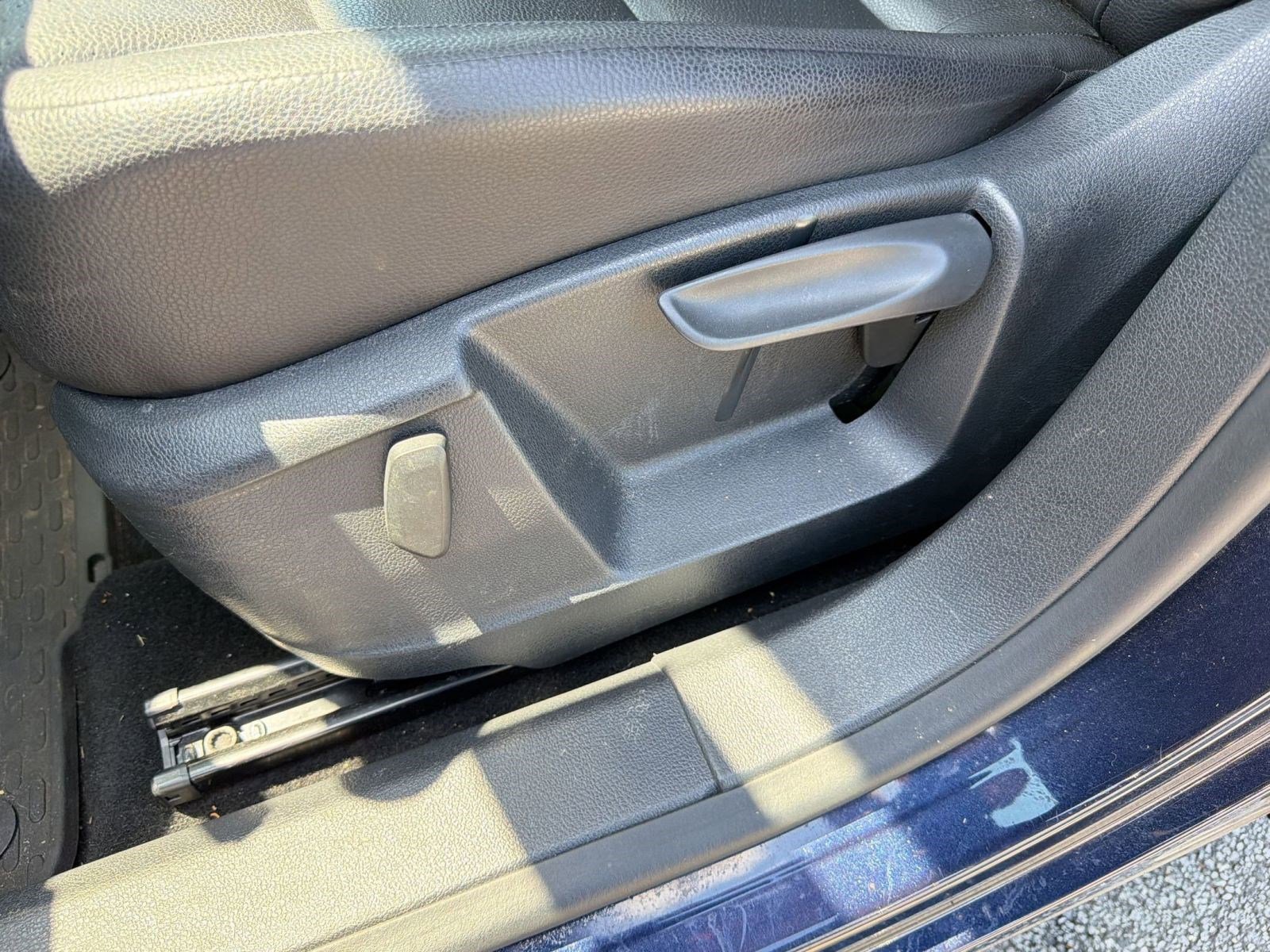 Used 2016 Volkswagen Tiguan S FWD image 14