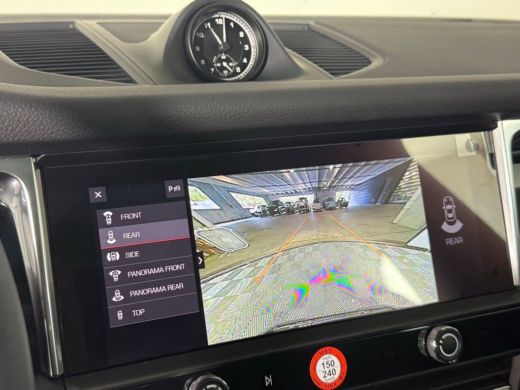 New 2026 Porsche Macan image 32