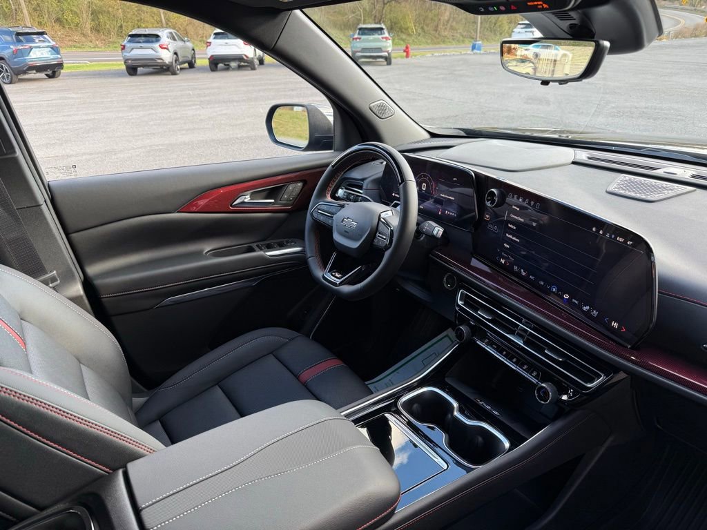 New 2026 Chevrolet Traverse RS w/ LPO, Floor Liner Package image 21