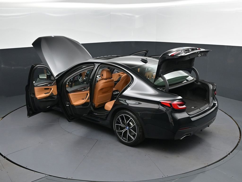 Certified 2023 BMW 530e w/ M Sport Package image 47