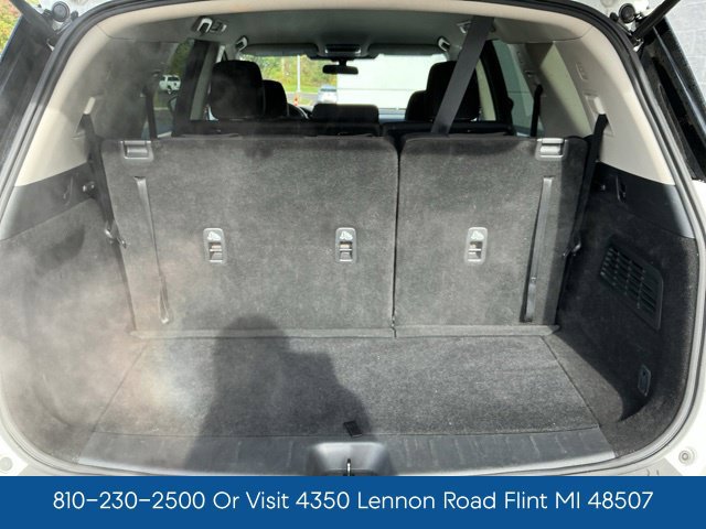 Used 2024 Nissan Pathfinder SV FWD image 29