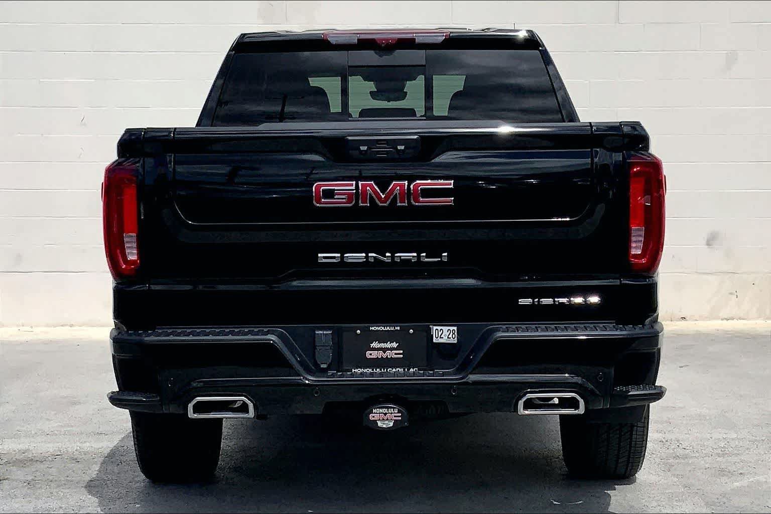 Used 2026 GMC Sierra 1500 Denali w/ Technology Package AWD/4WD image 5