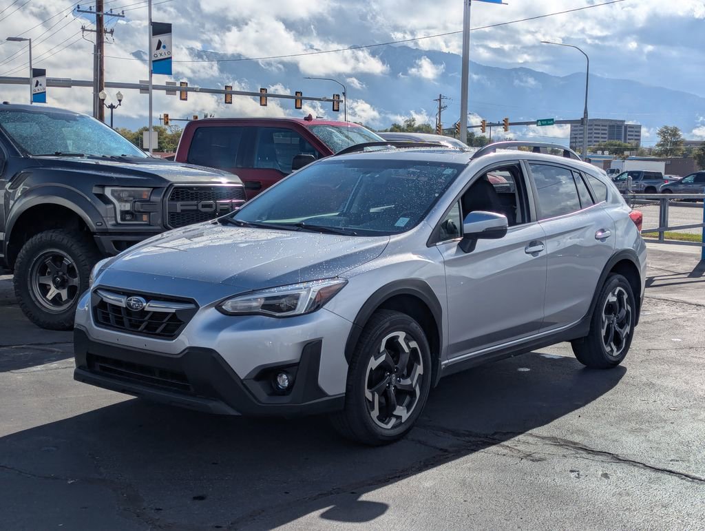 Used 2022 Subaru Crosstrek 2.5i Limited w/ Moonroof Package 2 image 9