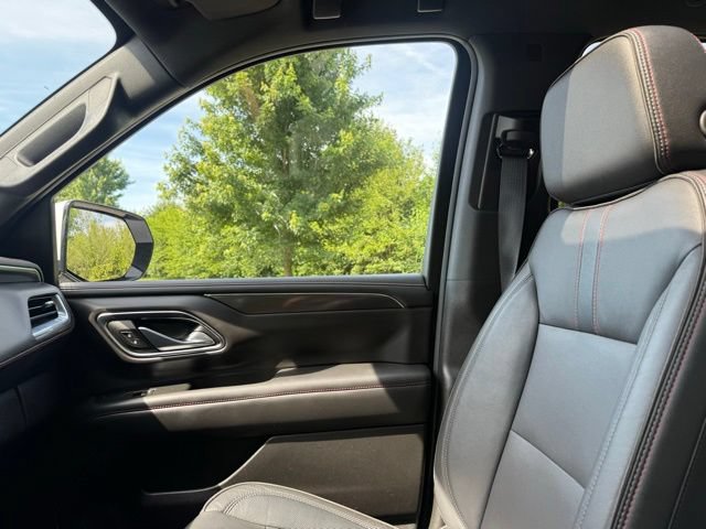 Used 2021 Chevrolet Tahoe RST AWD/4WD image 31