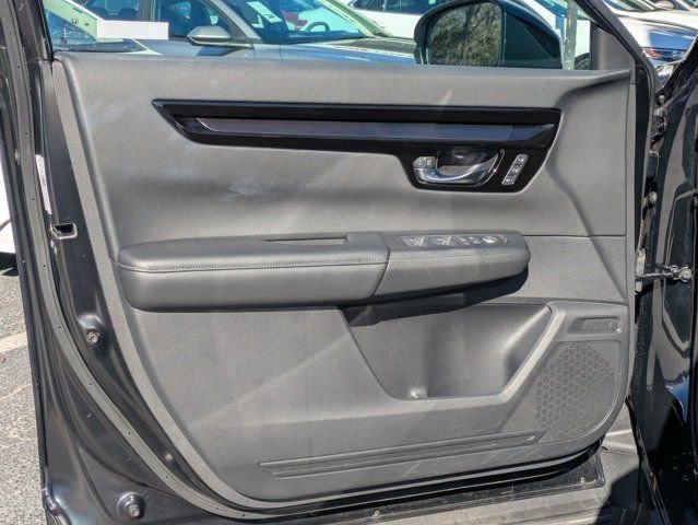Used 2025 Honda CR-V EX-L image 2