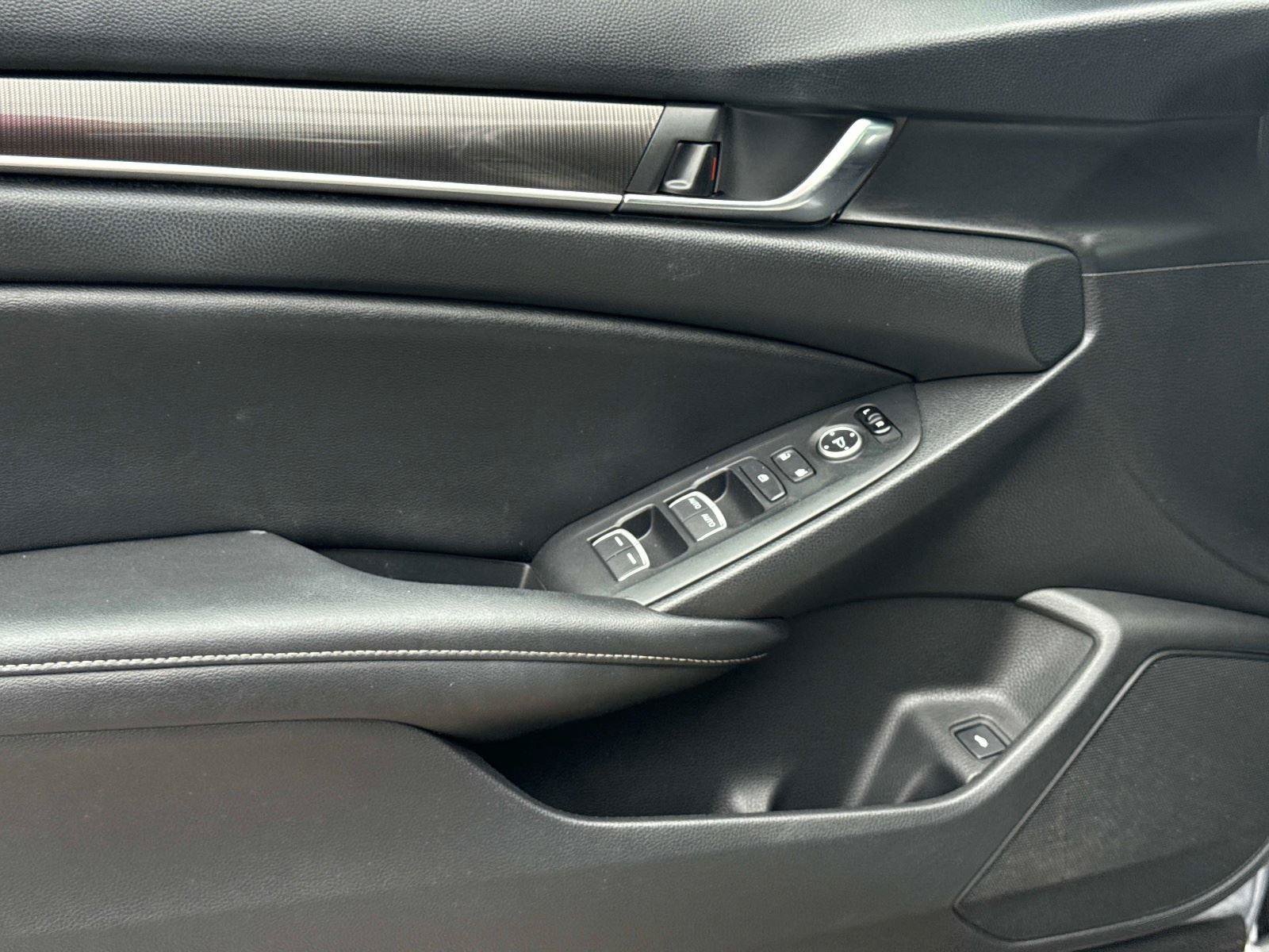 Certified 2019 Honda Accord Sport image 17