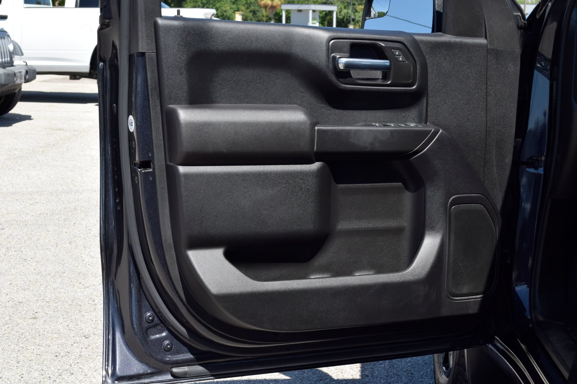 Used 2023 Chevrolet Silverado 1500 Custom RWD image 14
