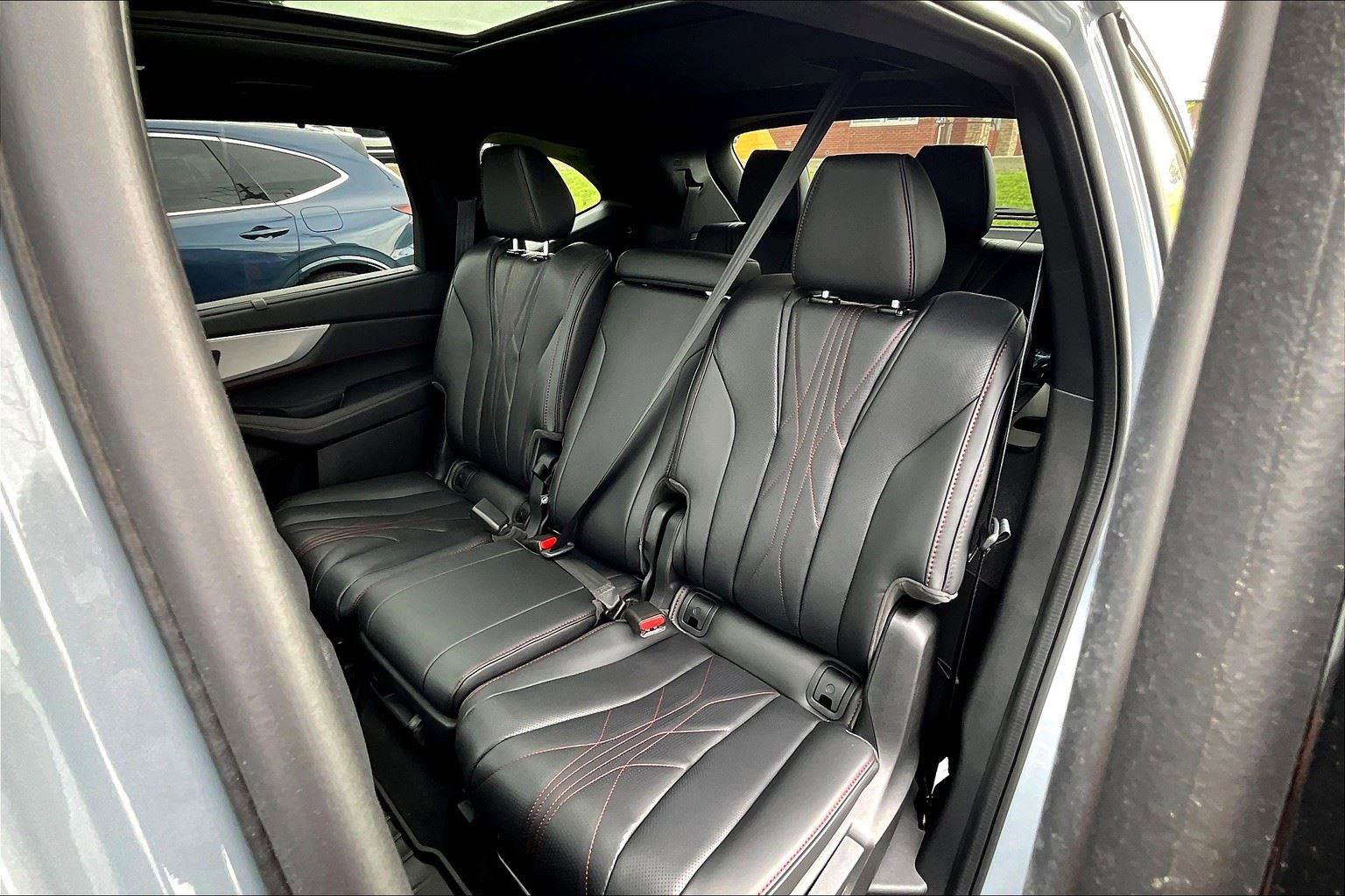 Used 2026 Acura MDX A-Spec image 15