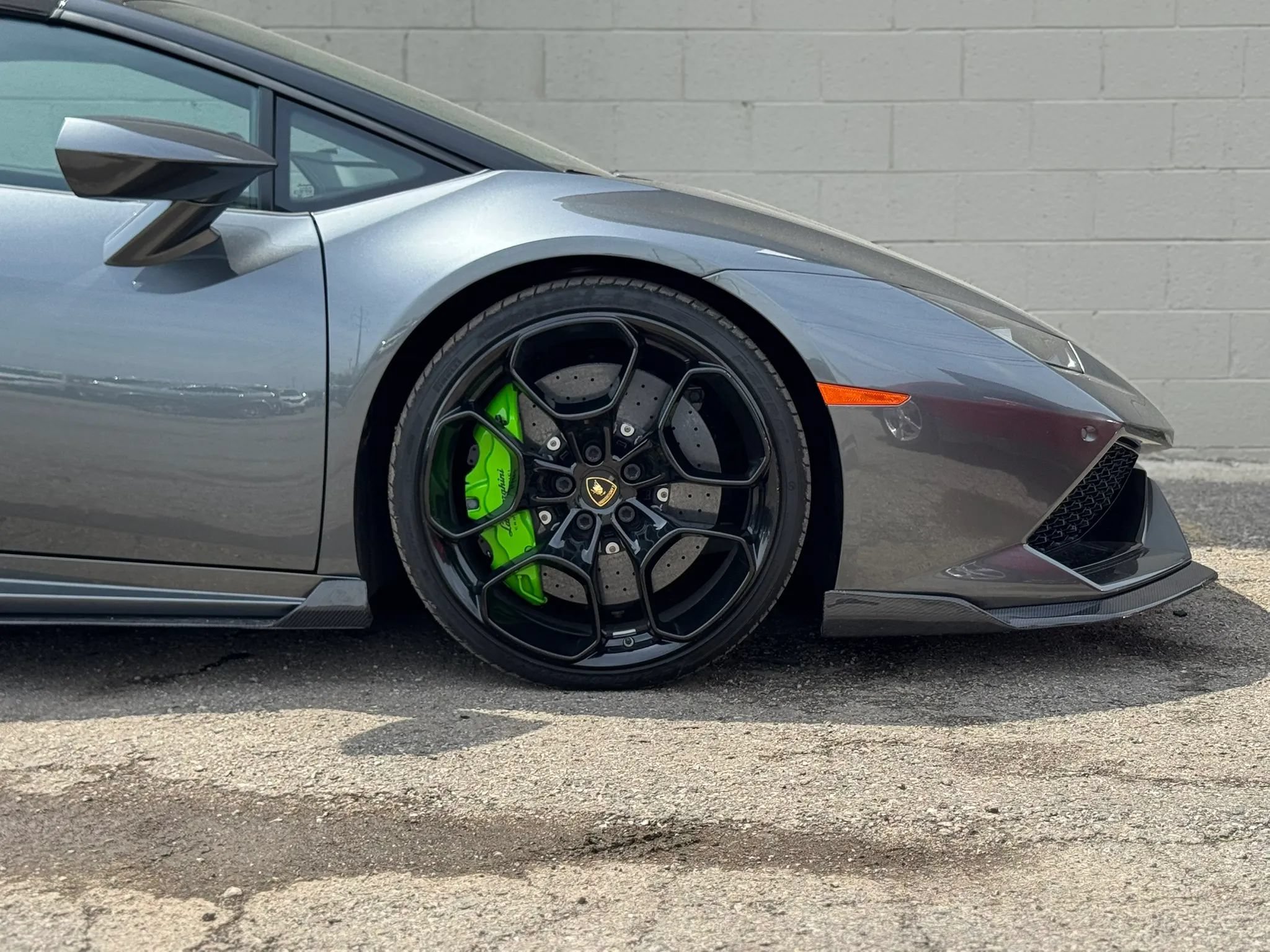 Used 2017 Lamborghini Huracan LP 610-4 AWD/4WD image 25