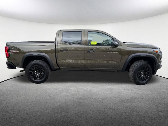 Used 2025 Chevrolet Colorado Trail Boss AWD/4WD image 15