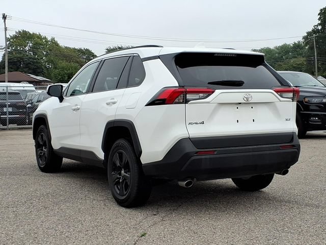 Used 2025 Toyota RAV4 XLE FWD image 7