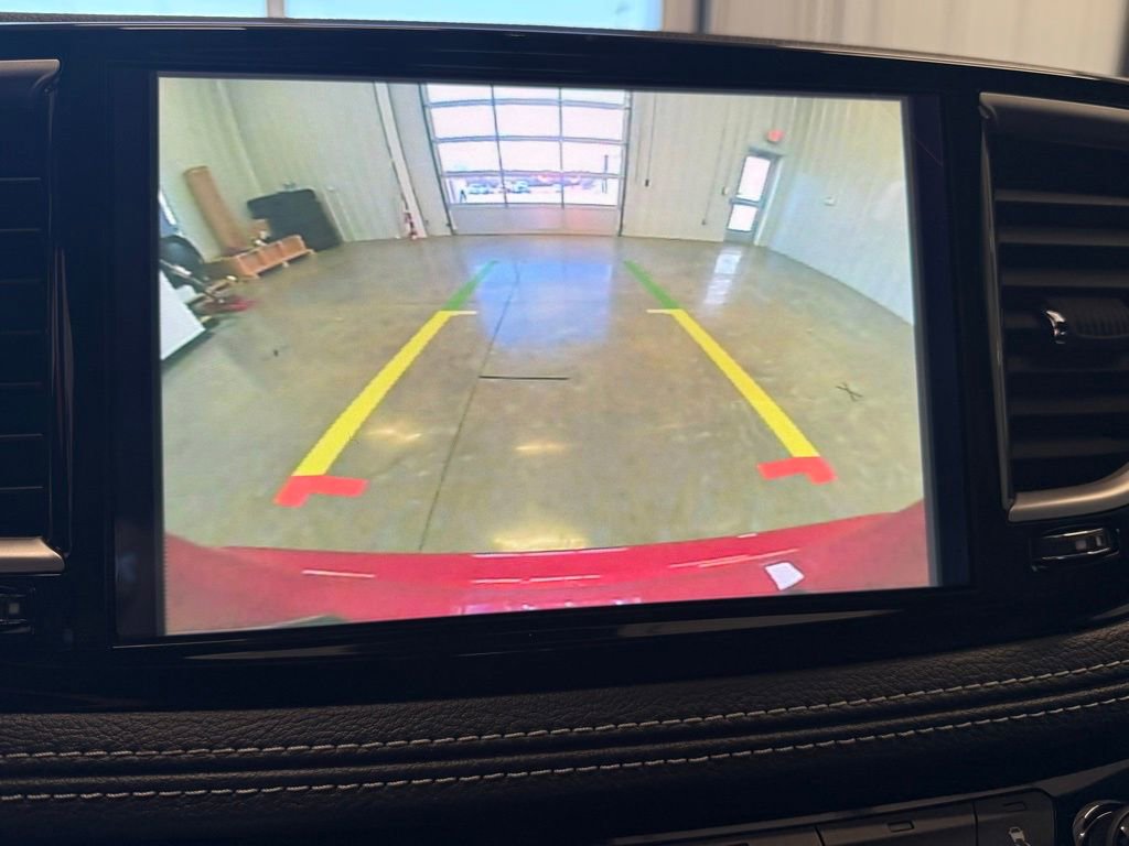 New 2026 Chrysler Pacifica Select image 26