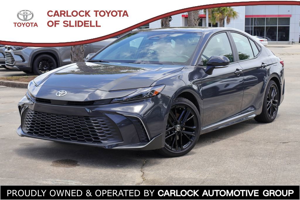 Used 2025 Toyota Camry SE FWD video 1
