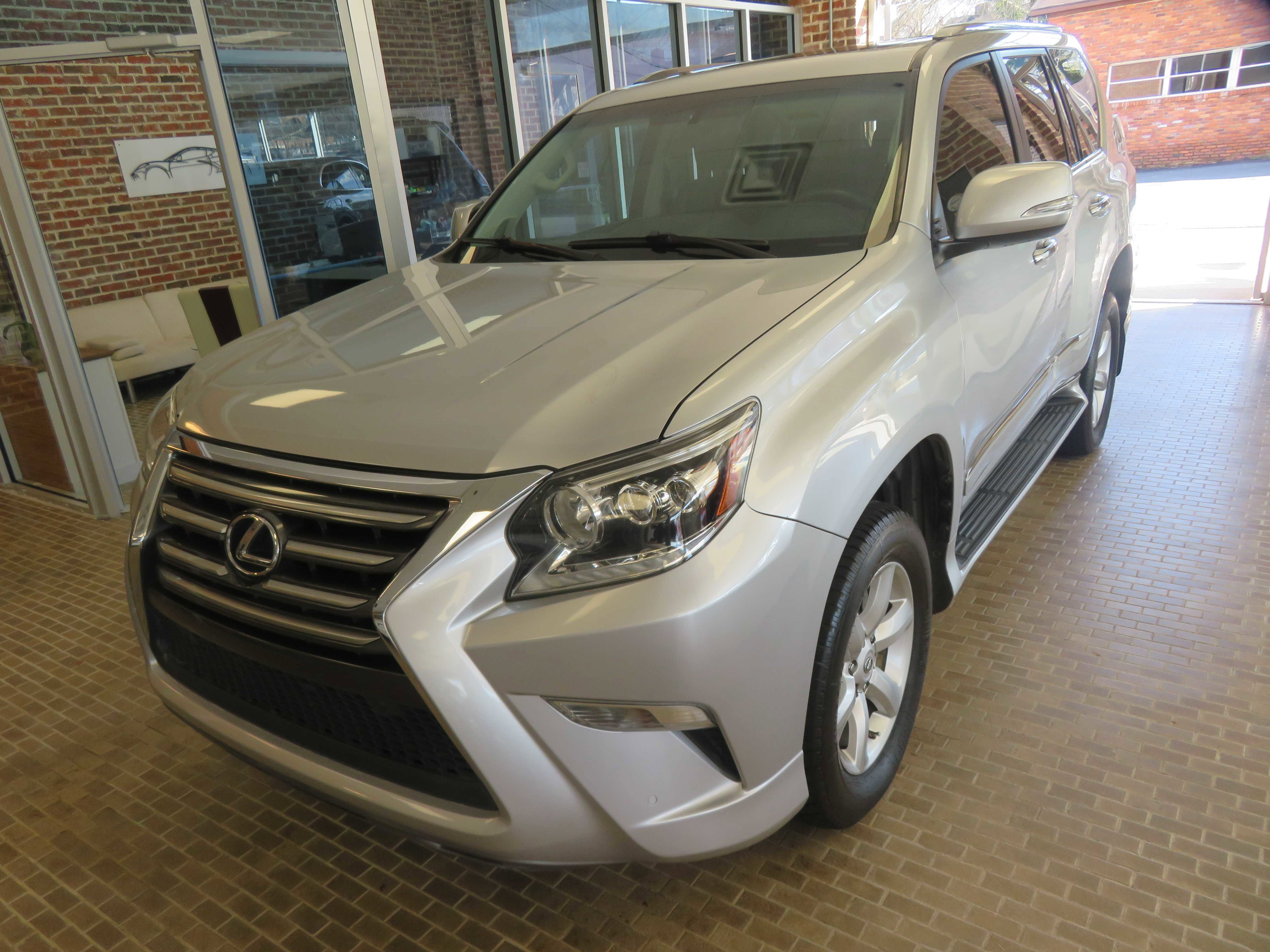 Used 2017 Lexus GX 460 w/ Navigation Package image 78