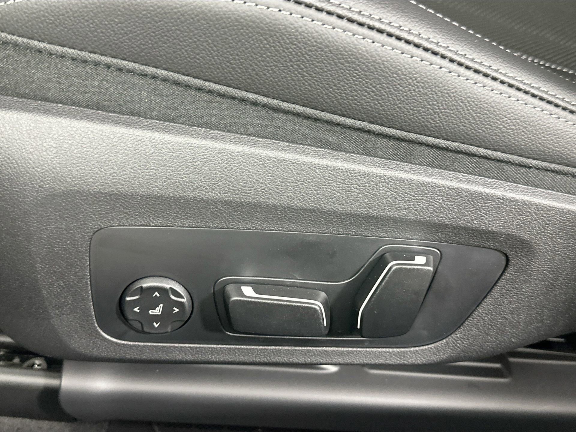 New 2026 BMW 230i Coupe w/ Premium Package image 19