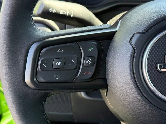 New 2025 Jeep Gladiator Rubicon image 21