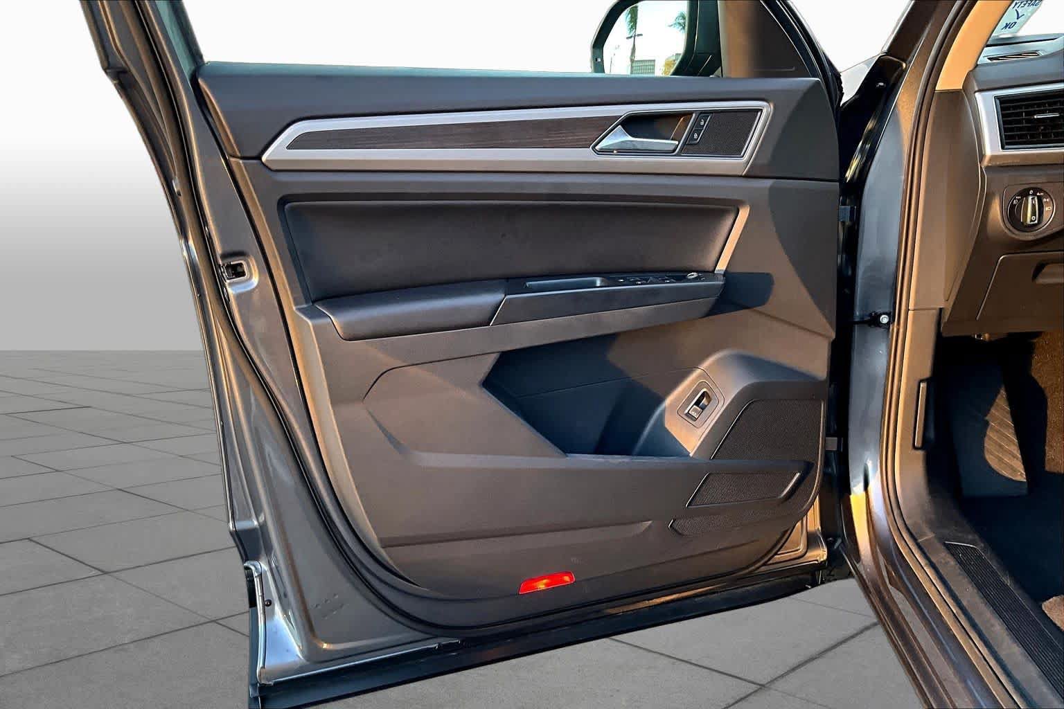 Used 2019 Volkswagen Atlas SE AWD/4WD image 20