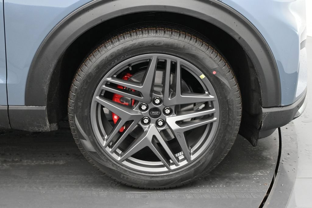 New 2026 Ford Explorer ST-Line w/ ST-Line Street Pack RWD image 23