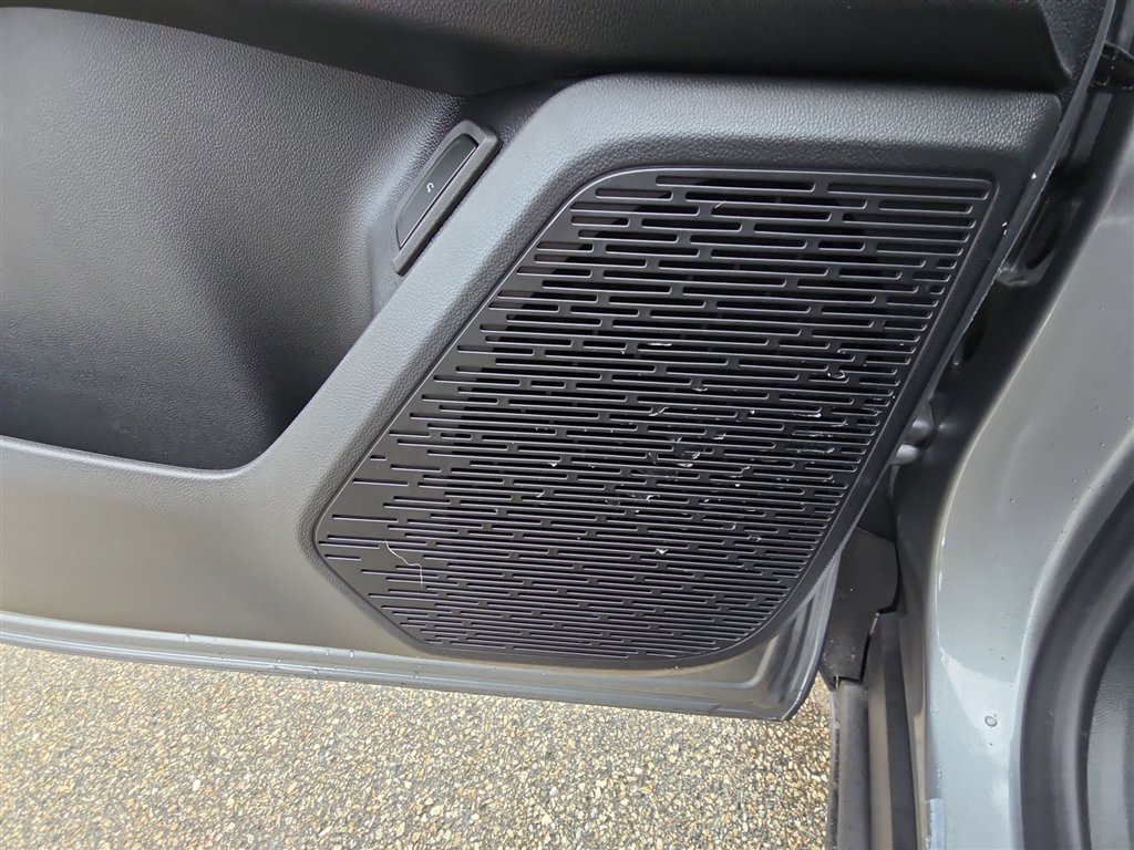 New 2026 Chevrolet Equinox LT w/ Convenience Package II image 23