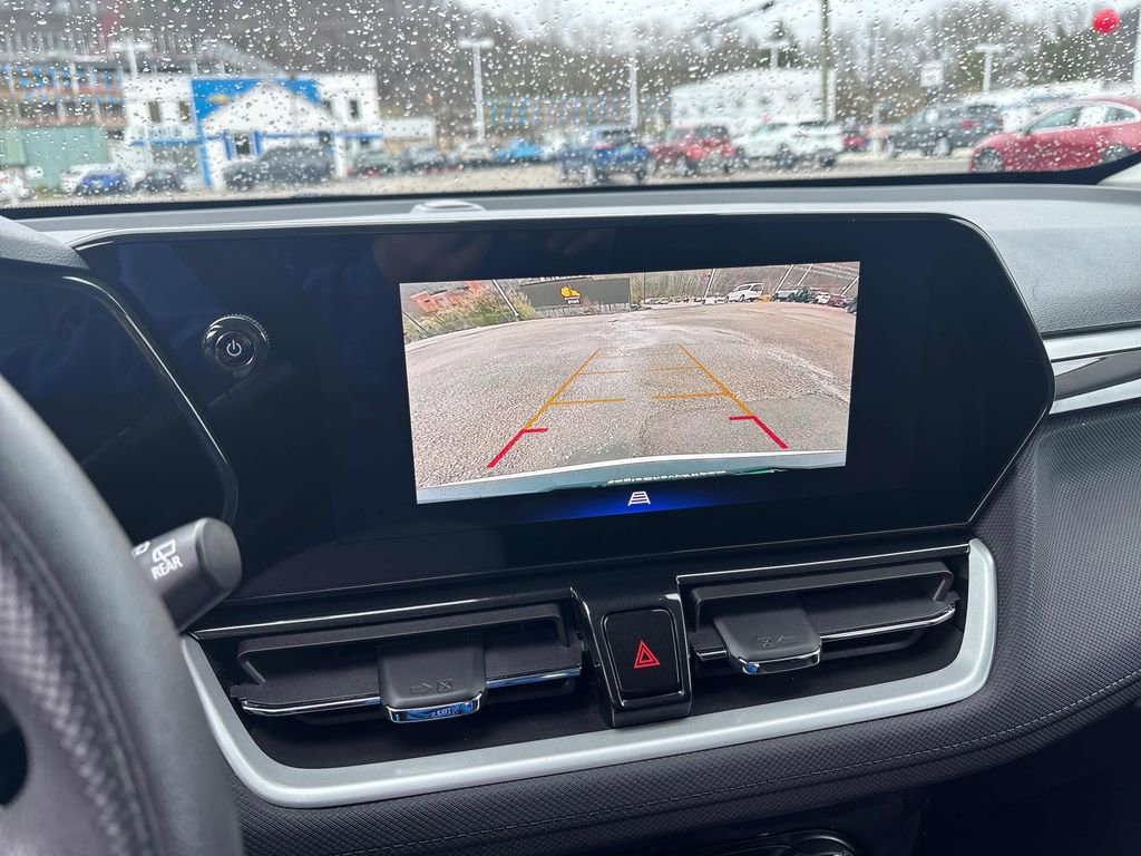 Used 2024 Chevrolet TrailBlazer LT FWD image 14