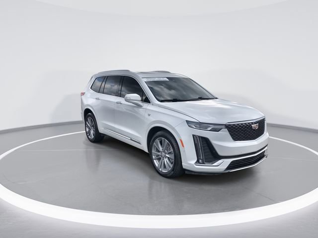 Used 2023 Cadillac XT6 Premium Luxury image 2